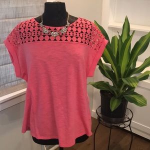 Hannah salmon color XL short sleeve top